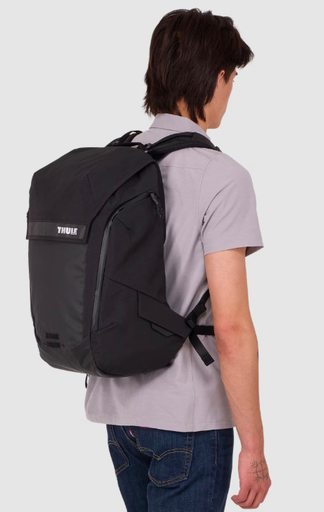 Batoh na notebook THULE Paramount Commuter 28 l čierny Batoh na notebook THULE Paramount Commuter 28 l - čierny