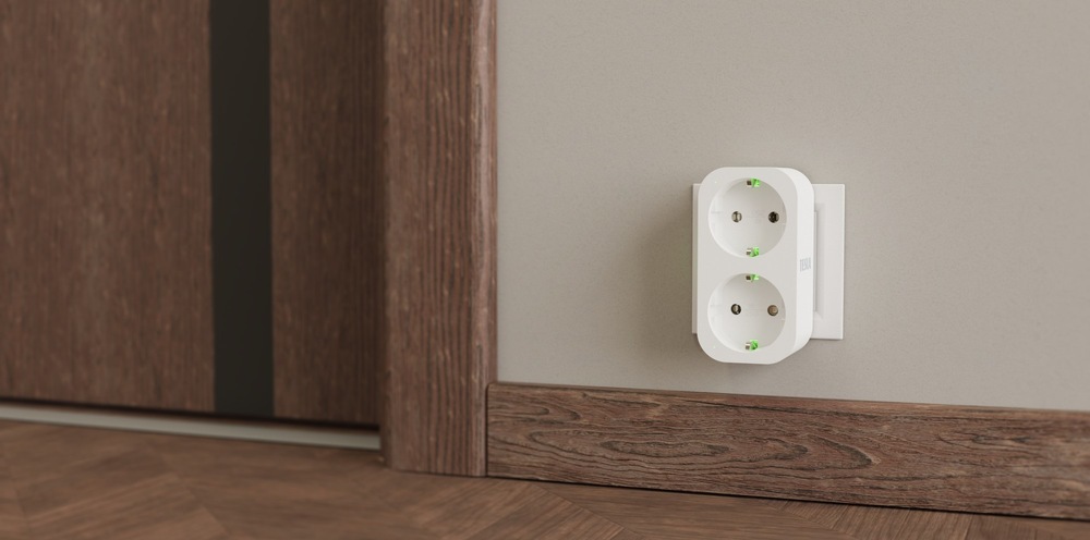 Inteligentná zásuvka Tesla Dual SD300 biela Inteligentná zásuvka Tesla Dual SD300 biela