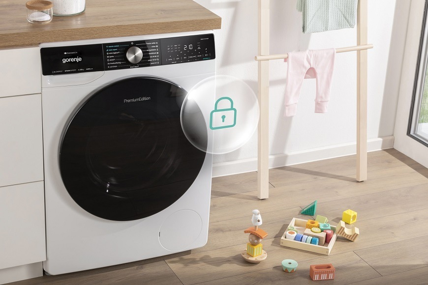 Vopred plnená práčka Gorenje WSEP84AWI, biela, detský zámok