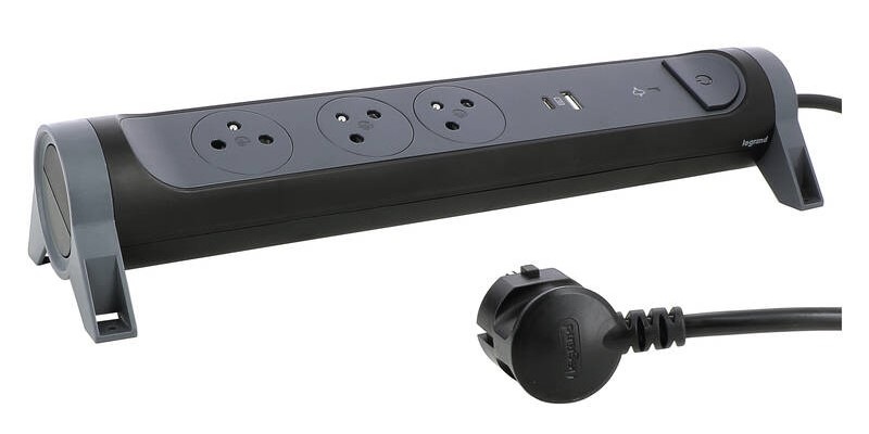 Prepäťová ochrana Legrand 3x zásuvka, USB, USB-C, 1,5m čierna Prepäťová ochrana Legrand 3x zásuvka, USB, USB-C, 1,5m čierna