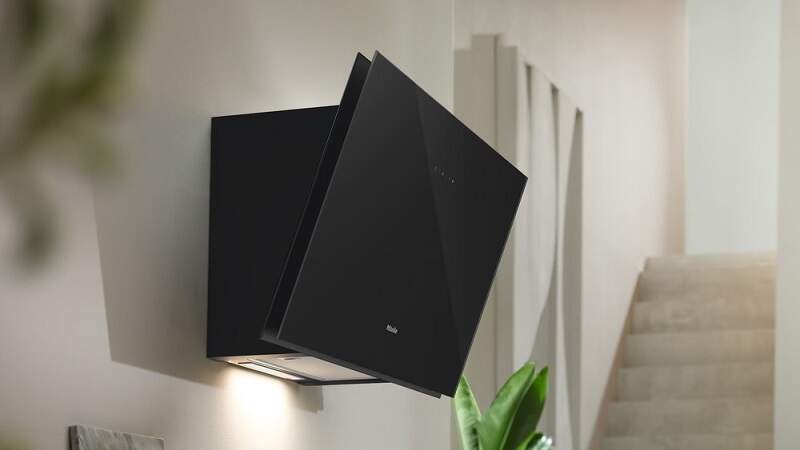 Odsávač pár Miele DAH 2960 Escala obsidian čierny