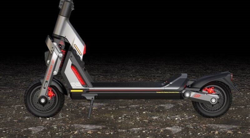 Elektrická kolobežka Segway SuperScooter GT2 Elektrická kolobežka Segway SuperScooter GT2
