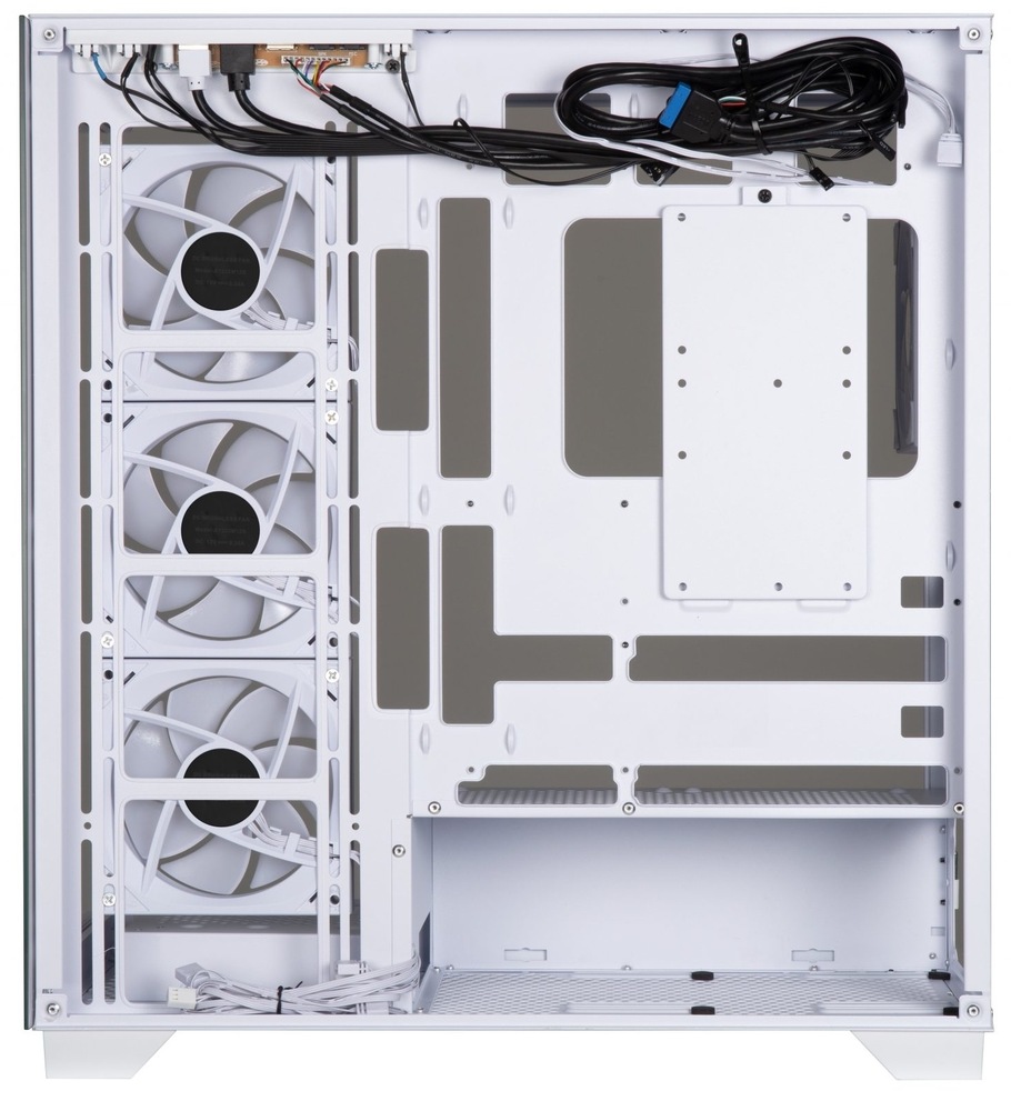 Case BitFenix CETO Premium biela Bočný pohľad do skrine. Vidíme pozície na usadenie komponentov a 3 svietiace usadené ventilátory. V hornej časti vidíme pripravenú kabeláž.