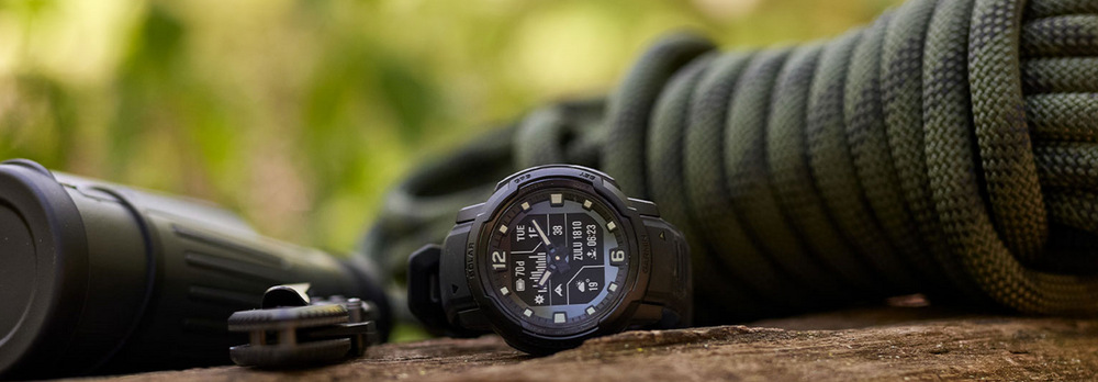 Inteligentné hodinky Garmin Instinct Crossover Solar – Tactical Edition čierne