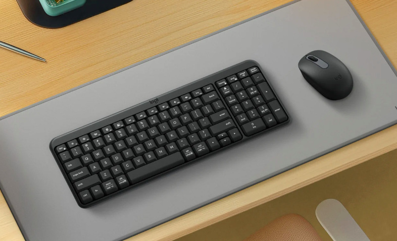 Klávesnica s myšou Logitech MK250 US layout grafitová farba Klávesnica s myšou Logitech MK250 US, 2.4GHz/BT - grafitová
