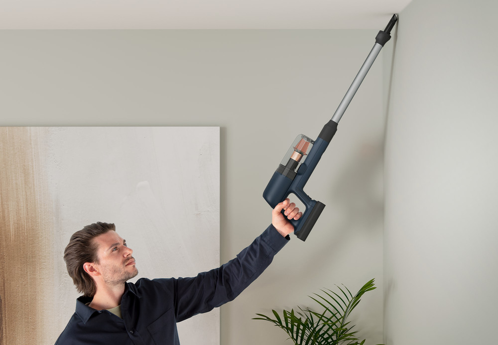 Tyčový vysávač Electrolux 700 WET EP71B14WET Tyčový vysávač Electrolux 700 WET EP71B14WET