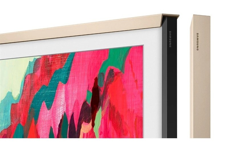 Výmenný rámček Samsung pre Frame TV s uhlopriečkou 65" (2025), skosený zlatá farba