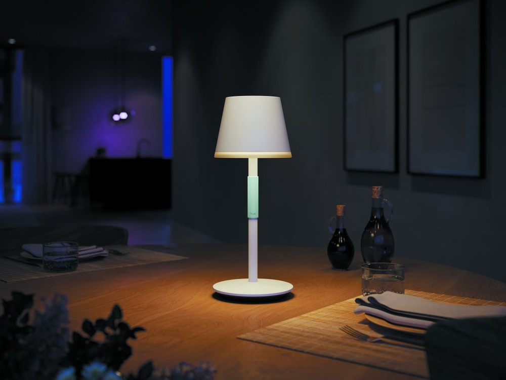 Stolná lampa Philips Hue Go biela Stolná lampa Philips Hue Go biela