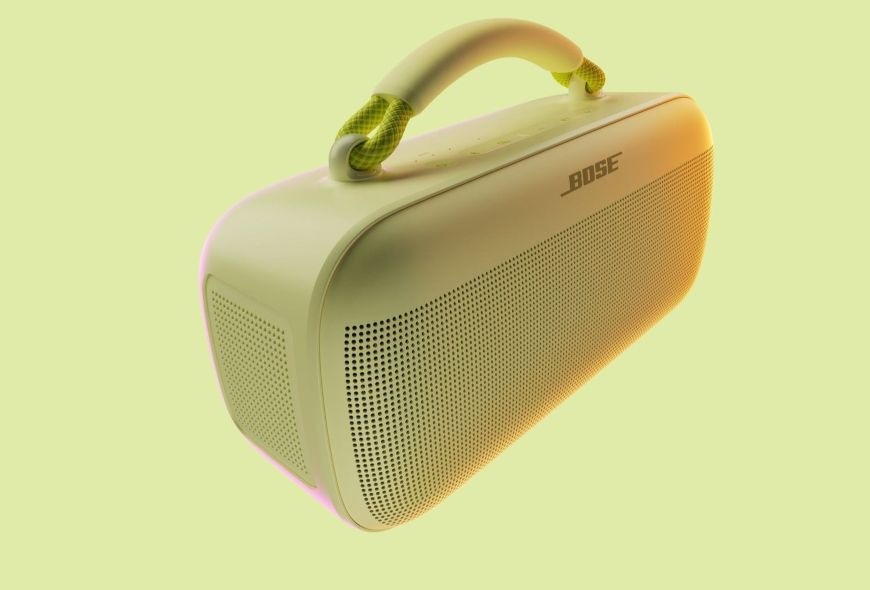 dizajn s pútkom reproduktora Bose SoundLink Max