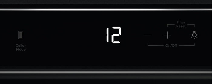 Vínotéka Electrolux EWUS040B8B čierna Electrolux EWUS040B8B, černá