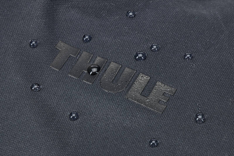 Batoh na notebook THULE Aion 40L na 15,6" čierny Batoh na notebook THULE Aion 40L na 15,6" - čierny