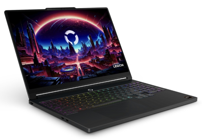 Lenovo Legion 5 15AHP11 z ľavého uhla s OLED displejom a RGB podsvietenou klávesnicou