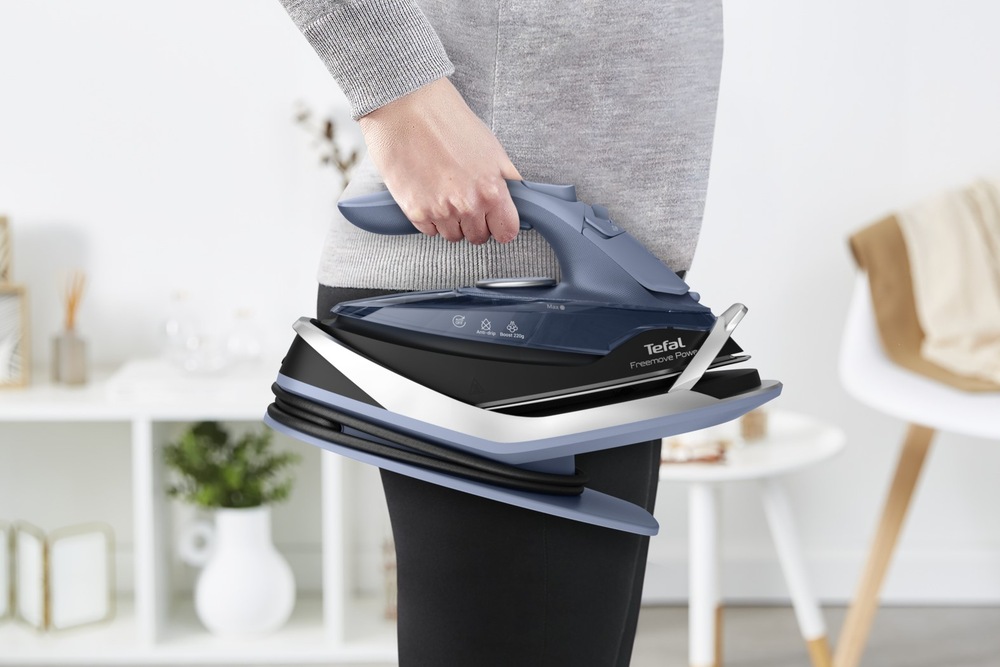 Naparovacia žehlička Tefal FV6675E0 Freemove Power