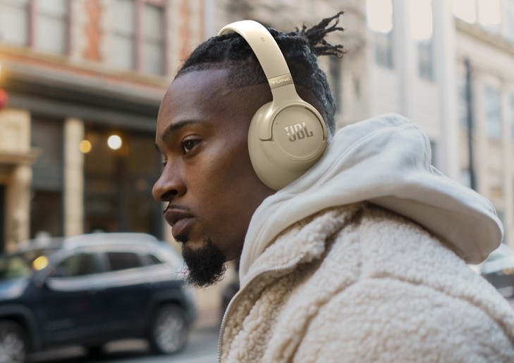 Slúchadlá JBL Tune 780NC béžová Slúchadlá JBL Tune 780NC béžová