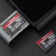 Pamäťová karta Kingston Canvas React Plus MicroSDXC 256GB UHS-II U3 ​​(285R/165W) + adaptér + čítačka