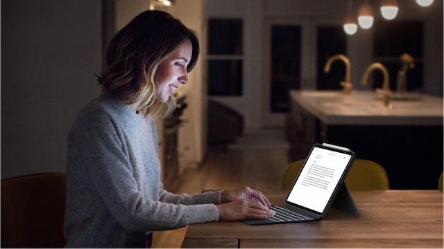 Puzdro na tablet Logitech Combo Touch na Apple iPad Pro 12.9" (5. gen.) UK sivé Puzdro na tablet Logitech Combo Touch na Apple iPad Pro 12.9" (5. gen.) UK sivé