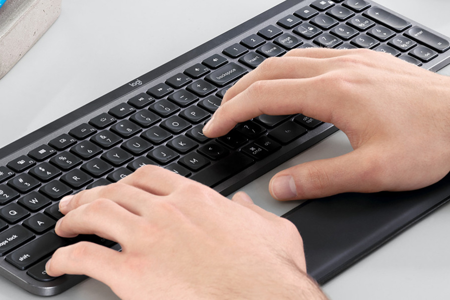 Klávesnica Logitech Wireless MX Keys, US sivá Klávesnica Logitech Wireless MX Keys, US sivá