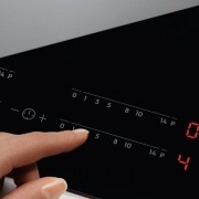Indukčná varná doska Electrolux Inspiration EIV63440BS strieborná