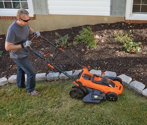 Kosačka Black-Decker CLMA4820L2, 2 aku