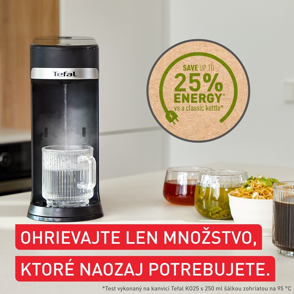 Ohrievač vody Tefal BR3508E0 Instant Hot Water čierny/nerez Ohrievač vody Tefal Instant Hot Water BR3508E0 na kuchynskej linke s horúcou vodou.