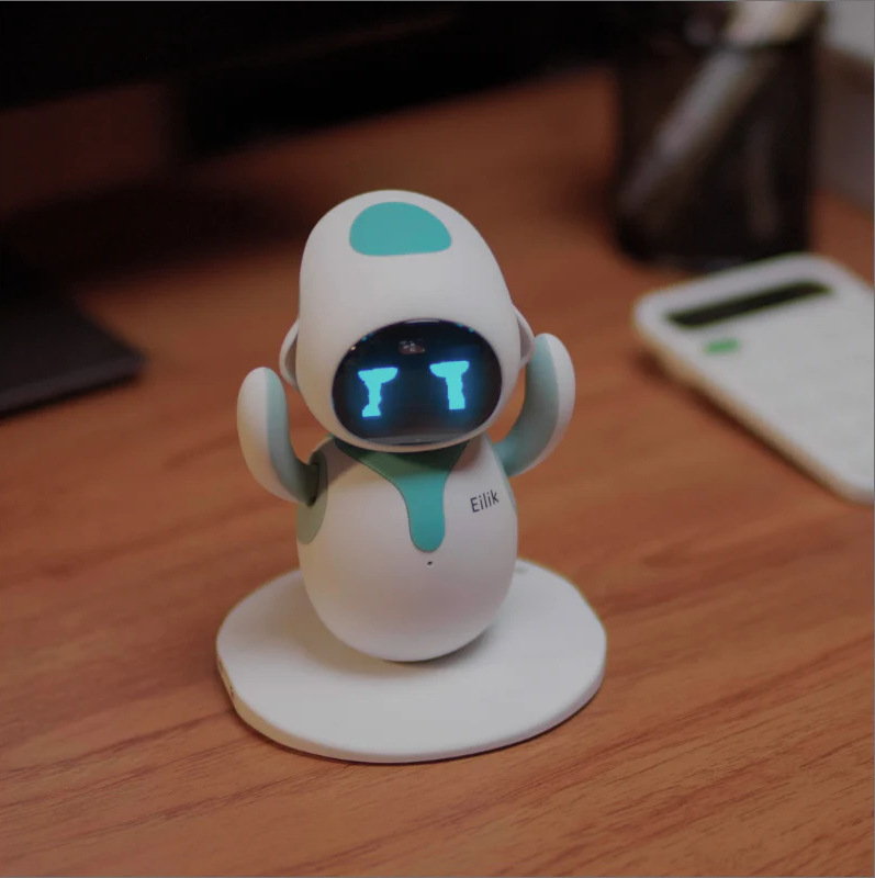 Plačúci robot Energize Lab Eilik