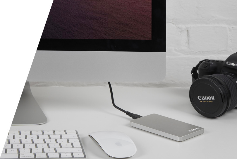 Externý pevný disk Verbatim Store 'n' Go ALU Slim 2TB USB 3.2 strieborný