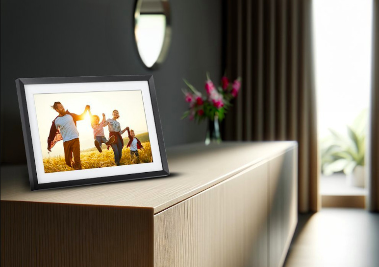 Elektronický fotorámček Rollei Smart Frame WiFi 107 čierny Fotorámik digitálny Rollei Smart Frame WiFi 107″ width=