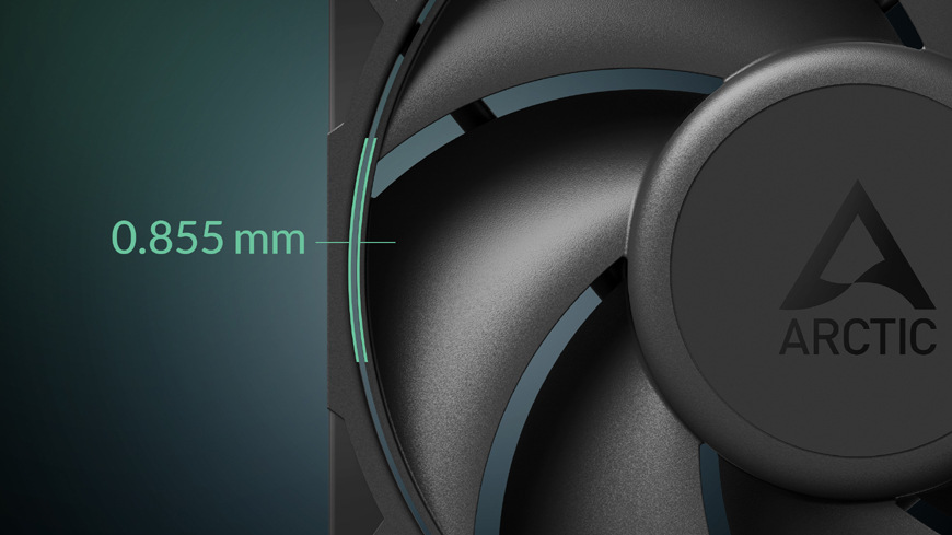 Ventilátor Arctic Cooling P12 Pro čierny Pre efektívnejšie prúdenie vzduchu sa medzi lopatkami ventilátora Arctic Cooling P12 Pro nachádza minimálna medzera