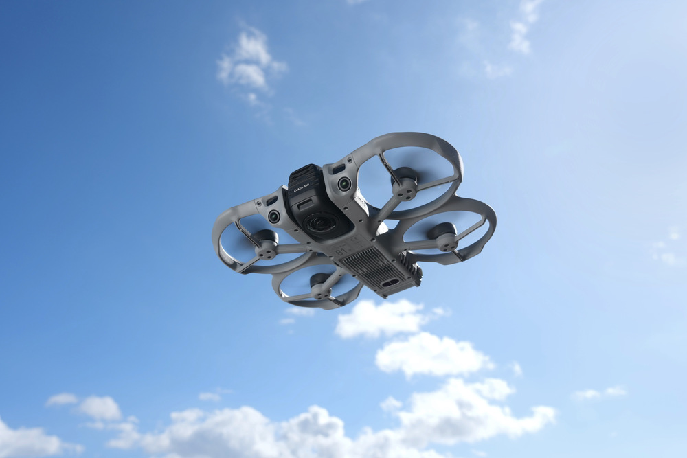 DJI Avata 360 zvláda 360-stupňové zábery, rovnako ako klasické