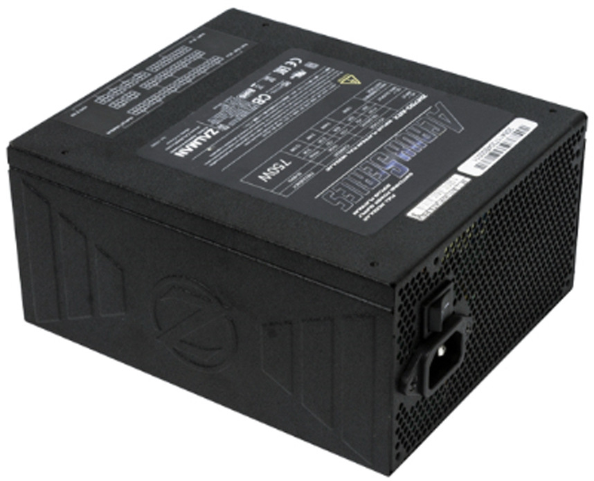 Zdroj Zalman ZM1200-ARX 1200W čierny Na obrázku je napájací zdroj Zalman zachytený šikmo zozadu a mierne zhora. Vpravo je perforovaná zadná stena s vypínačom a konektorom pre napájací kábel, hore veľký technický štítok s parametrami. Bočnica je čierna s plastickým logom a jednoduchým reliéfnym vzorom.