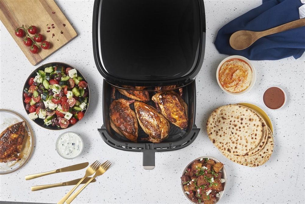 Fritéza teplovzdušná RUSSELL HOBBS Satisfry Air 27620-56, 5,5 l čierna