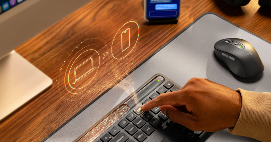 Klávesnica Logitech Signature Slim Solar+, CZ/SK layuot sivá Klávesnica Logitech Signature Slim Solar+, CZ/SK layuot sivá