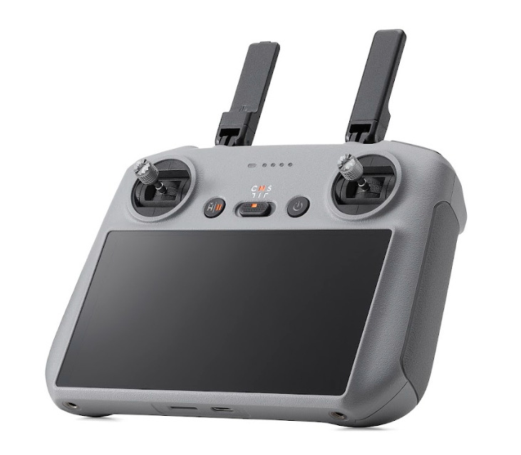 Dron DJI Air 3 Fly More Combo (DJI RC 2) sivý Dron DJI Air 3 Fly More Combo (DJI RC 2) sivý