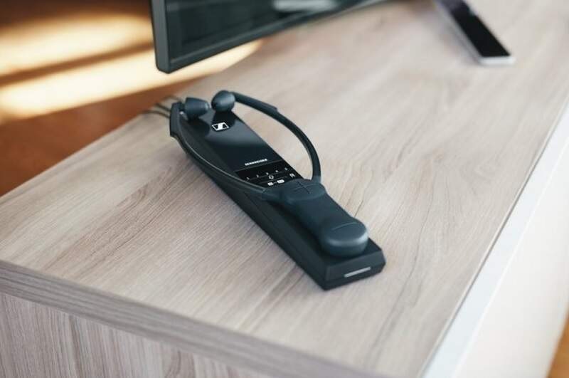 Slúchadlá Sennheiser SET 880 čierna
