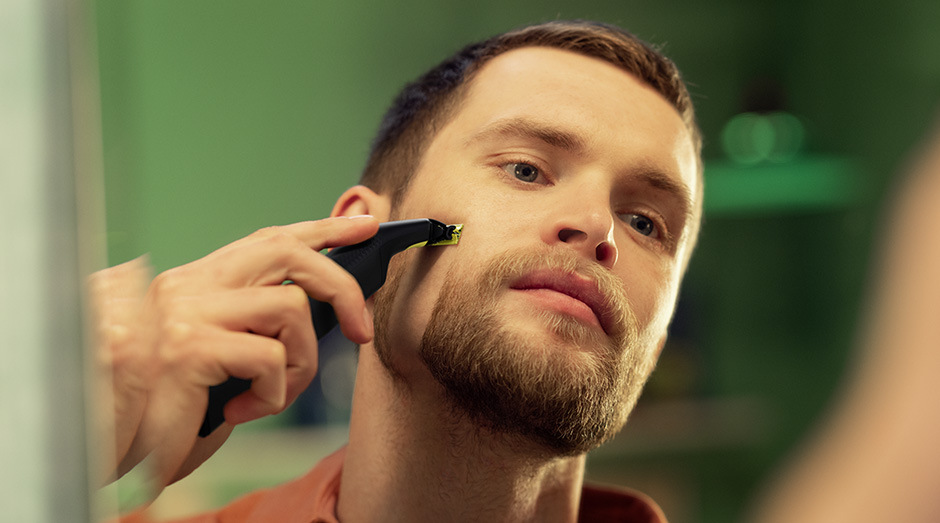 Zastrihávač fúzov Philips OneBlade Pro 360 QP6541/15
