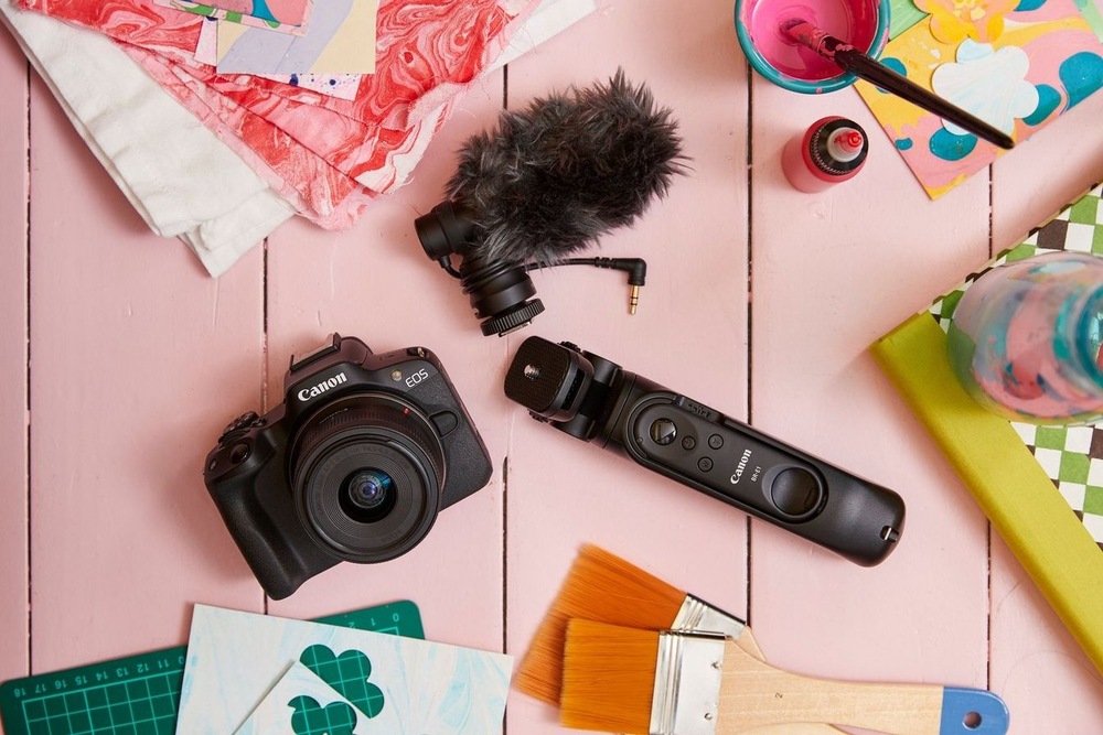 Canon EOS R50