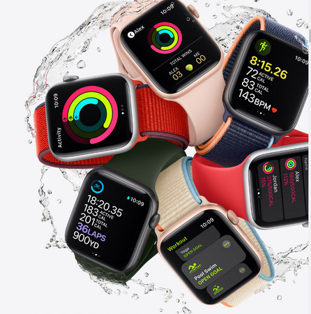 Inteligentné hodinky Apple Watch SE GPS 40mm púzdro z vesmírne sivého hliníka - čierny športový náramok