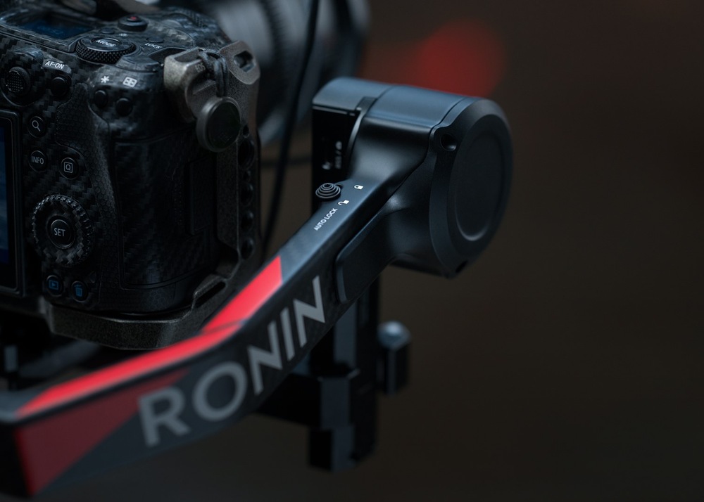 Stabilizátor DJI RS 4 Pro Combo čierny