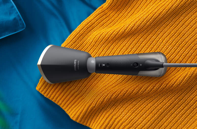 Ručný naparovač odevov Philips Series 5000 STH5030/80 sivý
