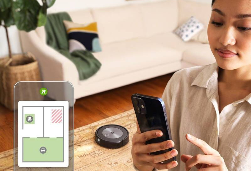 Robotický vysávač iRobot Roomba j7 čierny iRobot Roomba j7, černá