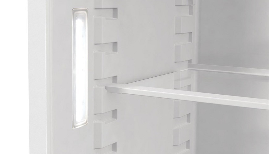 Vstavaná chladnička Gorenje RBI412EE1, LED osvetlenie