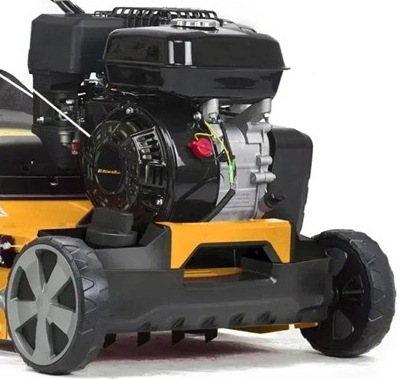 Detail motora vertikutátora Riwall RPV 4055 PRO