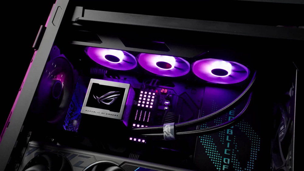 Vodný chladič Asus ROG RYUJIN III 240 ARGB White Asus ROG Ryujin III 240 ARGB White