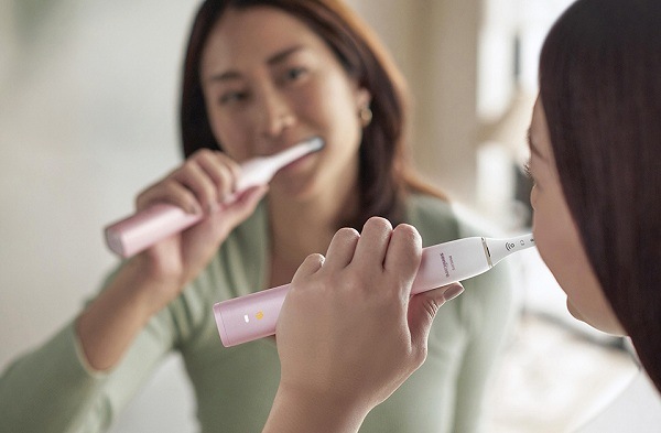 Zubná kefka Philips Sonicare 9000 DiamondClean HX9911/79 biela/ružová Zubná kefka Philips Sonicare 9000 DiamondClean HX9911/79 biela/ružová