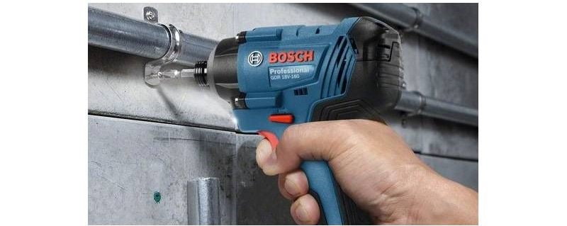 Rázový skrutkovač Bosch Professional GDR 18V-160 (bez batérie)