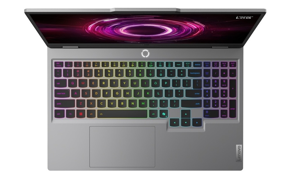 Notebook Lenovo LOQ 15IRX10 sivý Pohľad zhora na RGB klávesnicu notebooku Lenovo LOQ 15AHP10