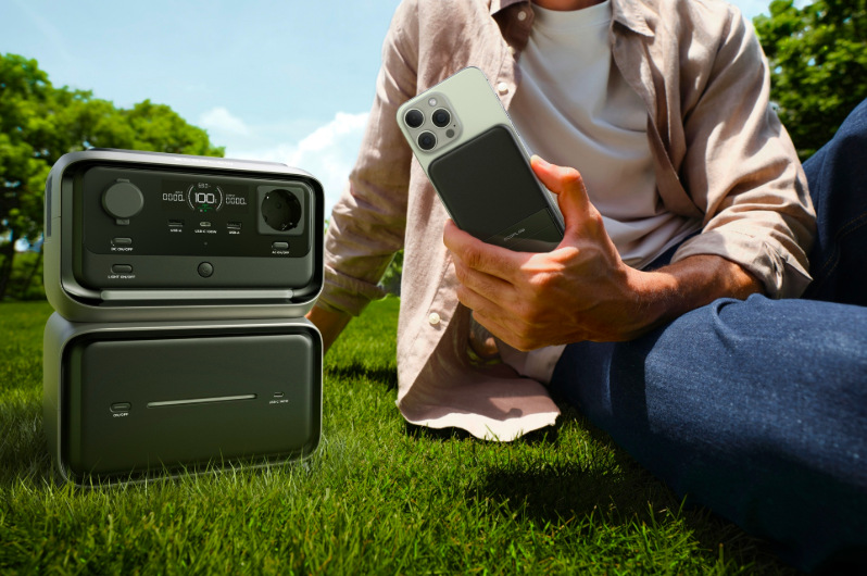 Nabíjacia stanica EcoFlow RIVER 3 Max Plus Wireless - čierna