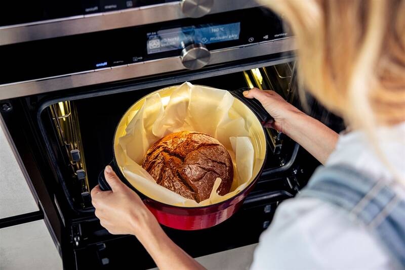 Multifunkčný hrniec Lauben OvenSafe® Multicooker 6000RS strieborný/červený