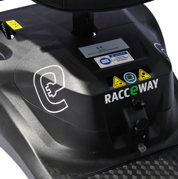 Elektrický štvorkolesový vozík RACCEWAY® SOLID, čierny