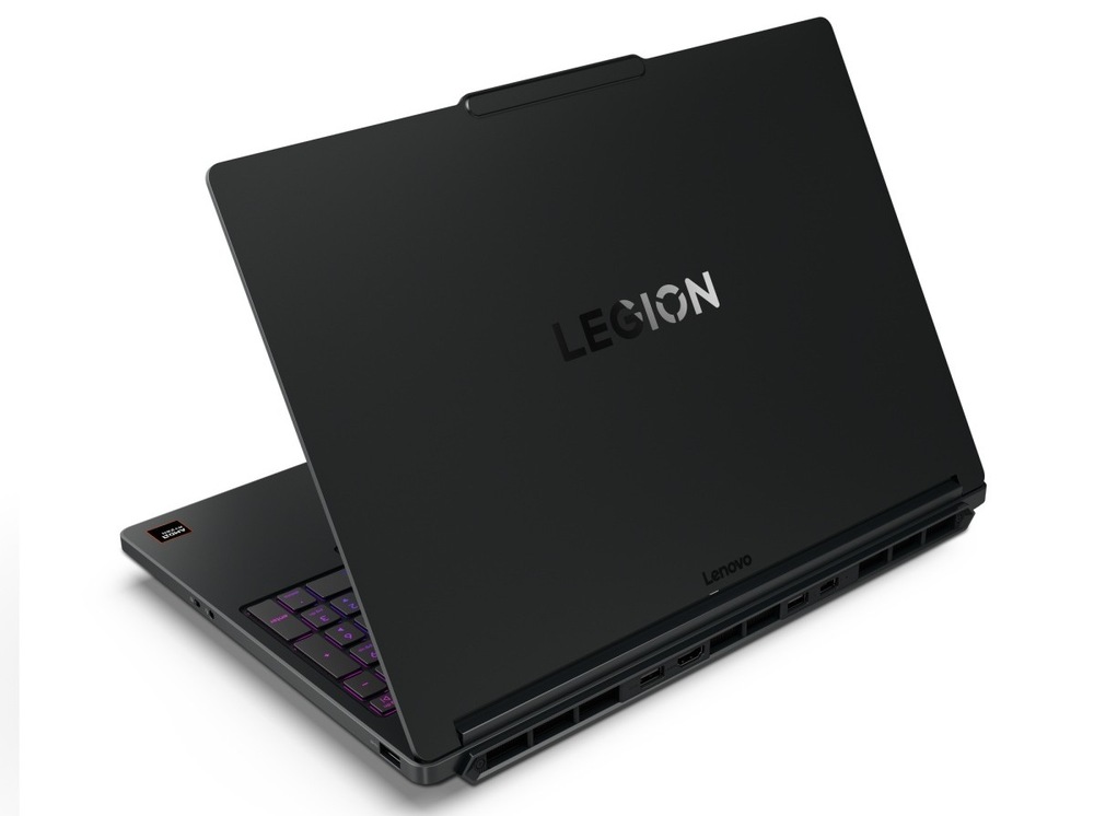 Notebook Lenovo Legion 5 15IPH11 čierny Otvorený notebook Lenovo Legion 5 15IPH11 zozadu